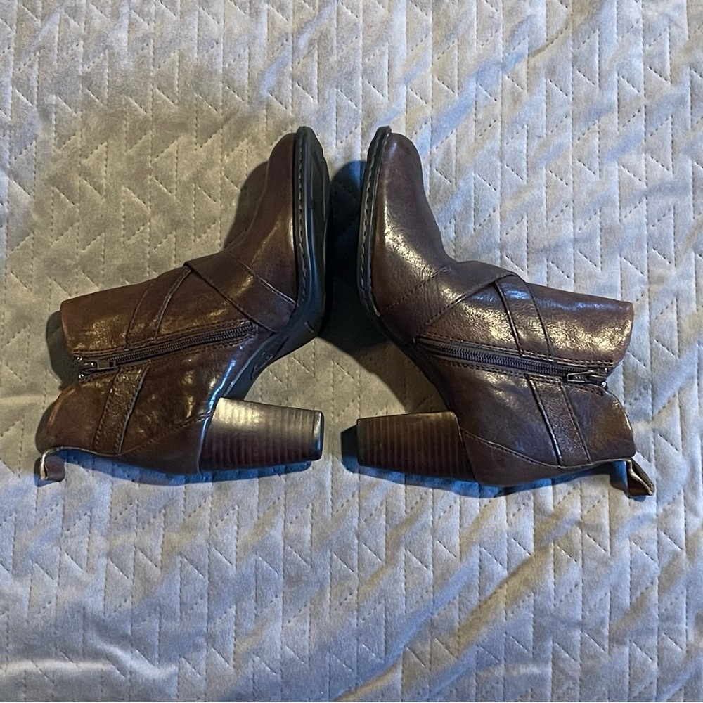 Born side zipper ankle boots womens 7.5 EUC brown - Picture 5 of 13
